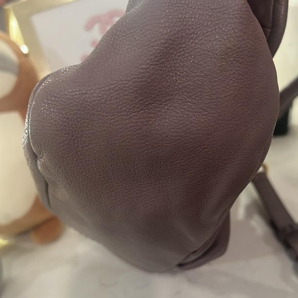 Marc by Marc Jacobs lilac satchel/crossbody leather bag.  EUC - Picture 13 of 13